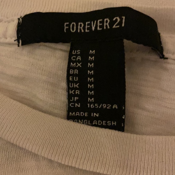 Forever 21 Graphic T-Shirt - Picture 2 of 2